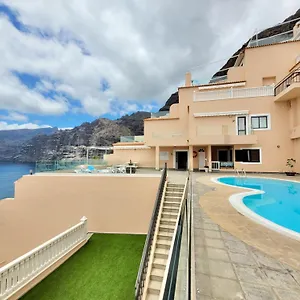 Ocean Cliff House Apartment